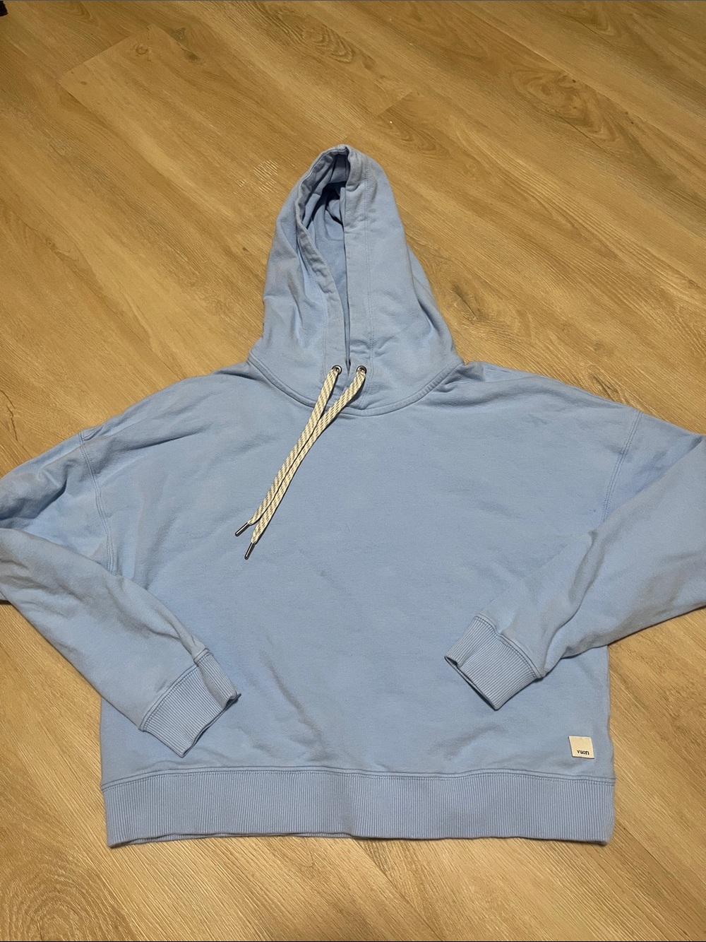 Vuori Women’s Blue Hoodie Size Small